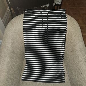 SHEIN Black and White Striped Pencil Skirt
